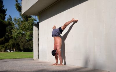 Handstand – Straddle Scissors – Wall Assisted