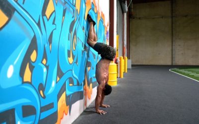 Handstand – Wall Facing Tuck Extensions